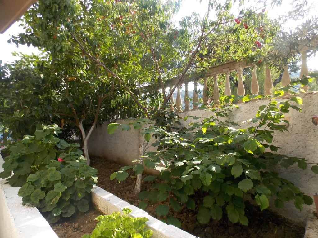 Guest House Vila Bega Sarande Exterior photo