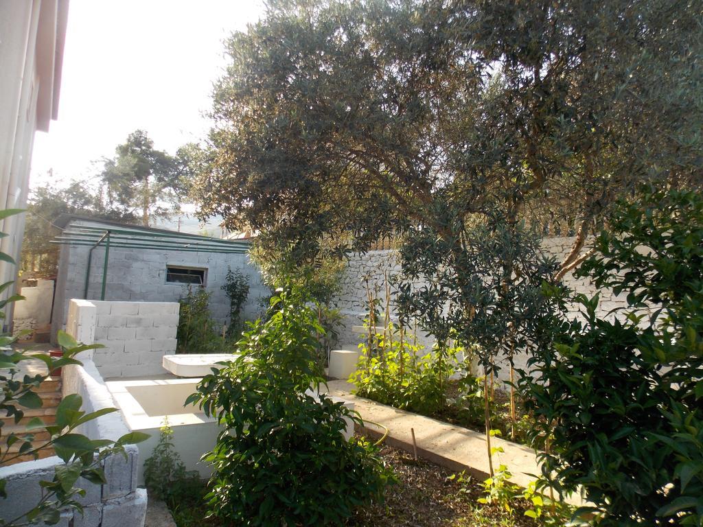 Guest House Vila Bega Sarande Exterior photo