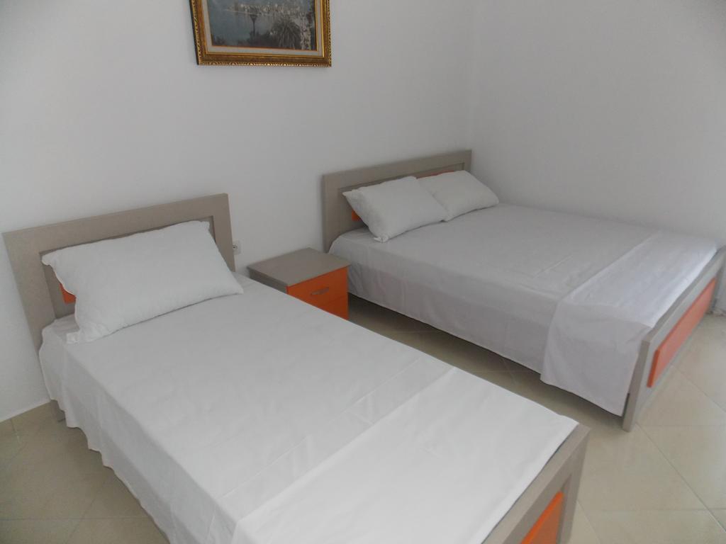Guest House Vila Bega Sarande Exterior photo