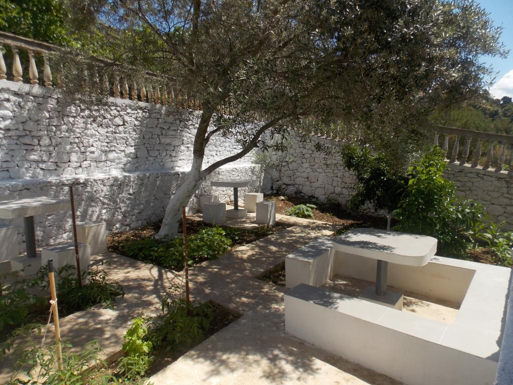 Guest House Vila Bega Sarande Exterior photo